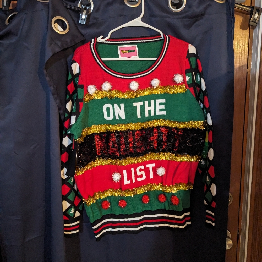 New Women's Large Christmas Sweater - Picture 2 of 6